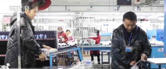 暖心服務(wù)“職”等你來 送崗位、送技能，技術(shù)開發(fā)與服務(wù)助力受災(zāi)群眾就業(yè)